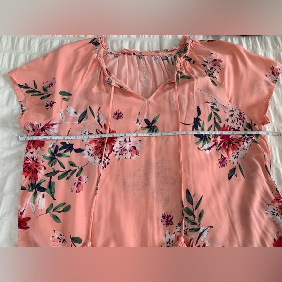 St. John's Bay Coral Floral Blouse - Picture 11 of 16